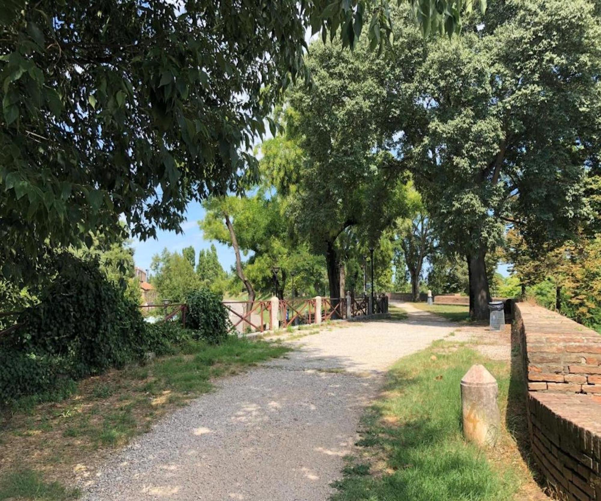 Il Giardino Segreto Lägenhet Ferrara Exteriör bild